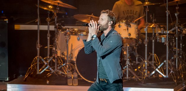 Dierks Bentley Offers Heartfelt Tribute To Country Music