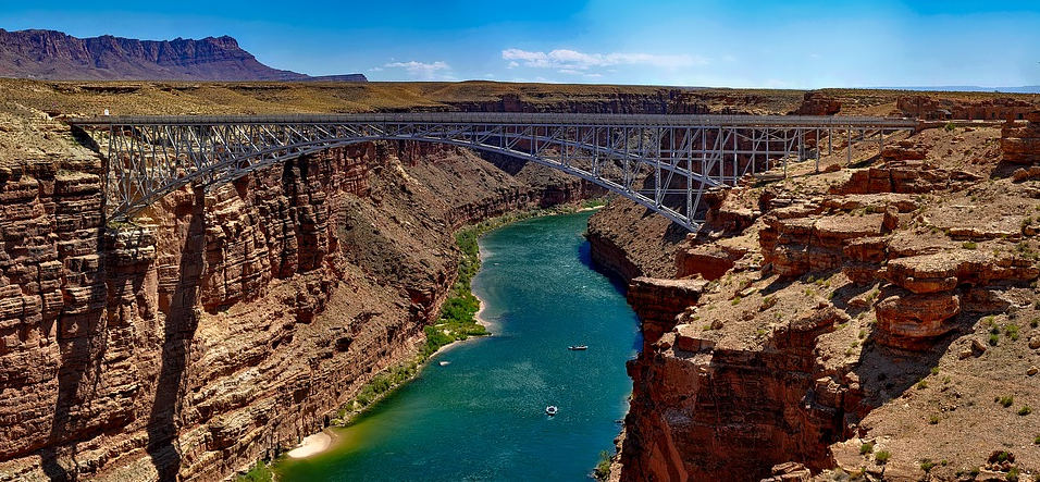 Colorado River credit Pixabay pixabay.com/photos/colorado-river-mountains-landscape-1719786/