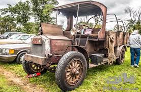 Packard truck: 1919 Packard Model E courtesy Dave Lockard