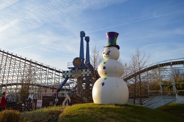 Frosty at Six Flags Holiday in the Park. (credit Anthony C. Hayes/BPE)