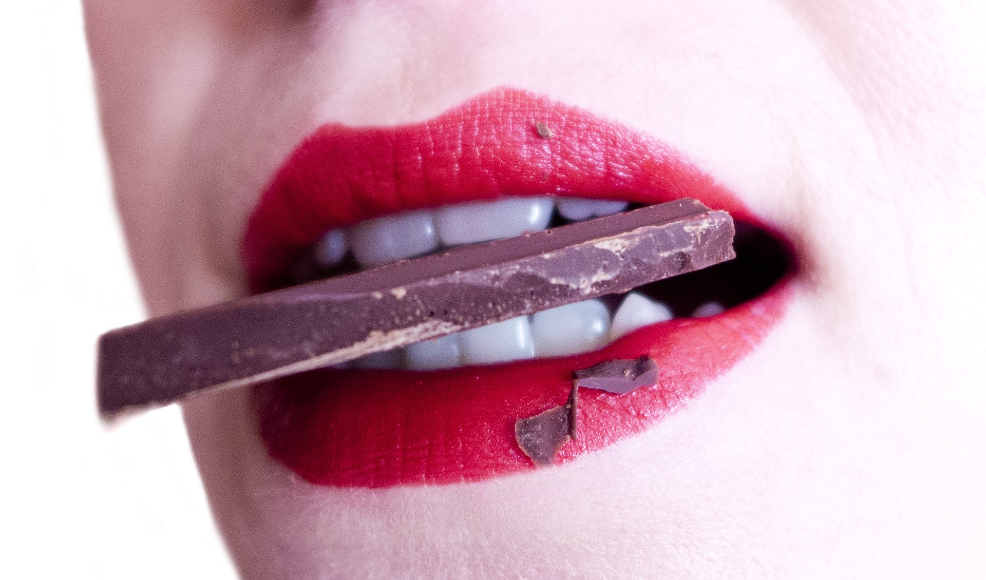 Chocolate as a means of murder? (Image by aleksandra85foto from Pixabay)