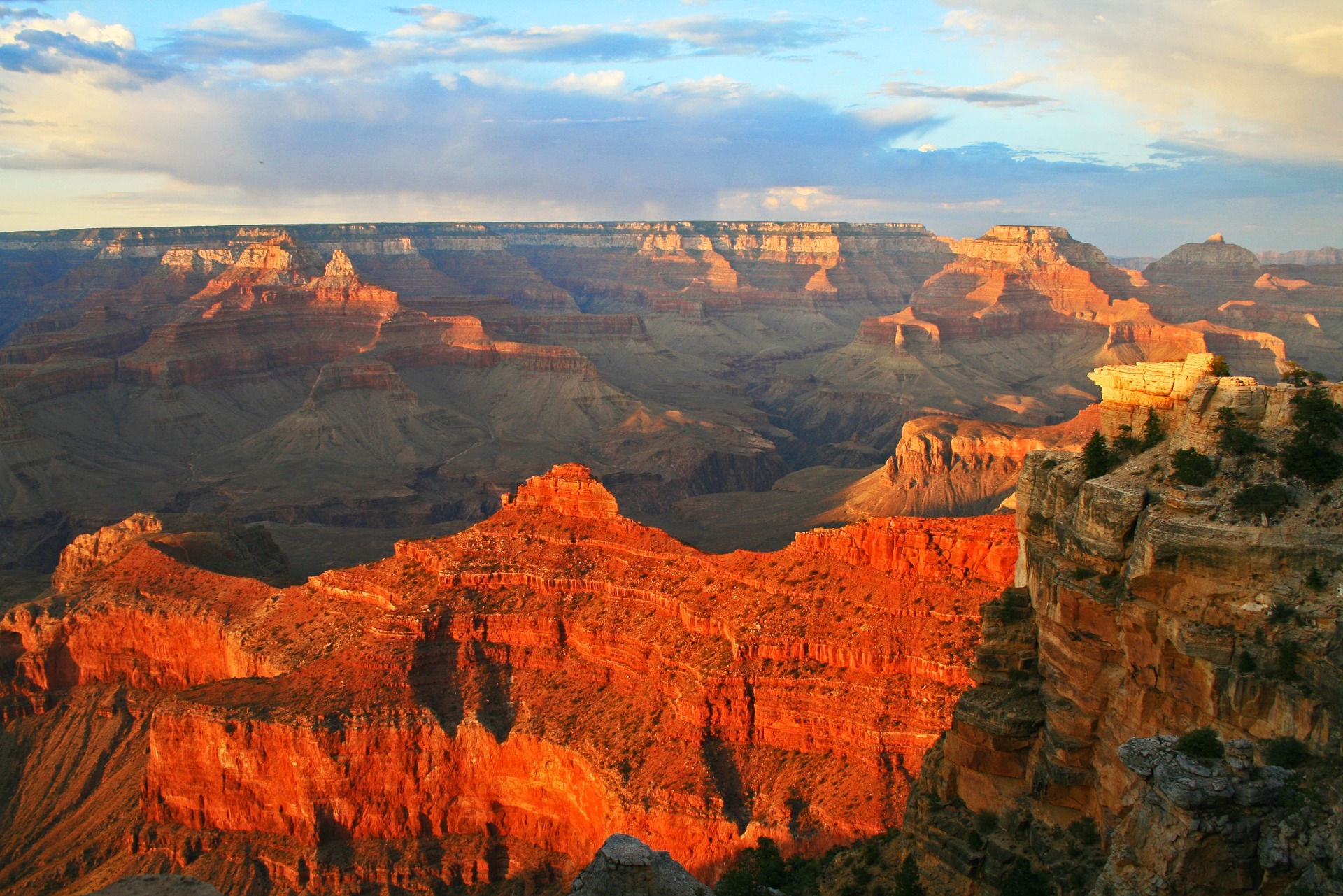 Grand Canyon: Image by Filio from Pixabay