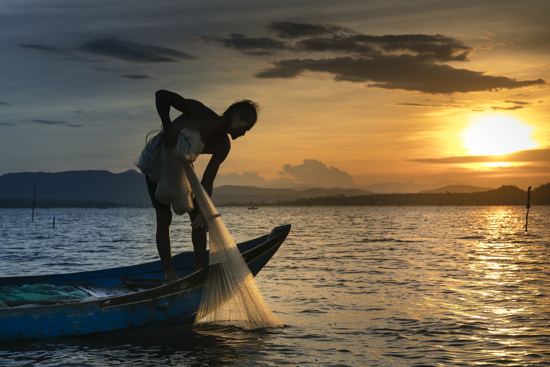 fish, fishers and fishermen: Image by Quang Nguyen vinh from Pixabay