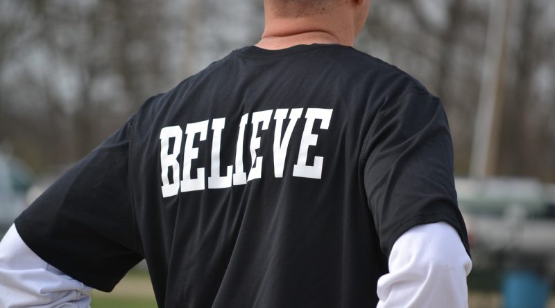 Believe t-shirt Image by Lisa Moore from Pixabay