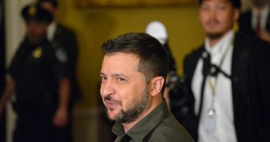 Zelenskyy makes pleas to Congress and the White House for more aid