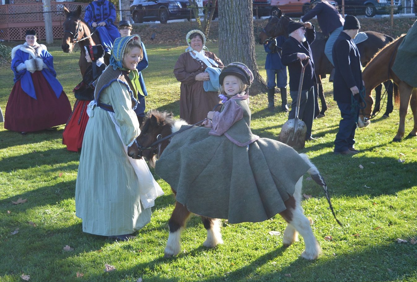 Sidesaddle Association Adds Stylish Stride To Remembrance Day Parade   Sidesaddle Story DSC 04251 E1704991691397 