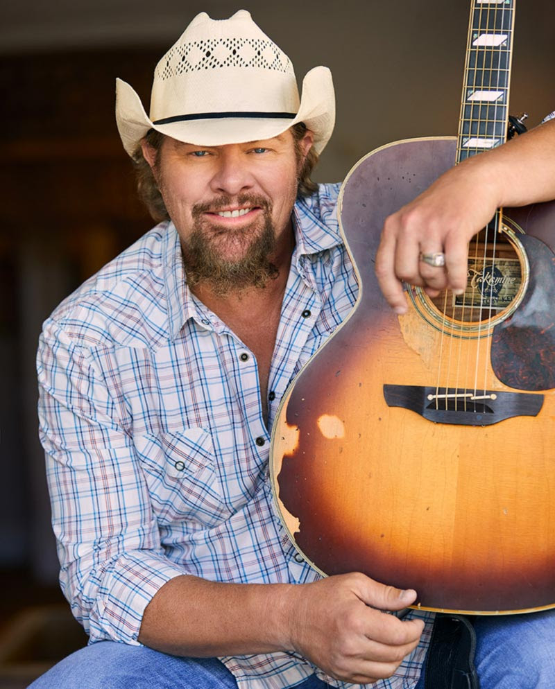 Toby Keith (publicity photo) 