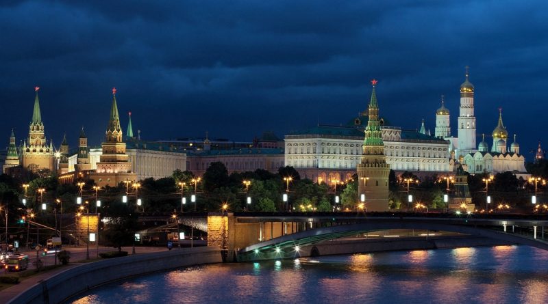 Tucker Carlson traveled to the Kremlin to speak with Vladimir Putin. Image by Evgeni Tcherkasski from Pixabay
