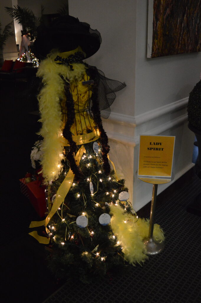 Lord Baltimore Hotel Annual Couture Tree Competition 2024 (credit Anthony C. Hayes)