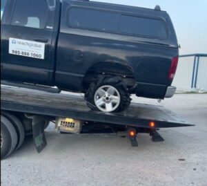 Reach Global truck Hurricane Katrina response team. (Mark Manning)