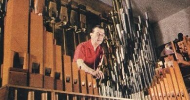 Dennis the Menace star Joseph Kearns pipe organ: courtesy Laurie Jacobson