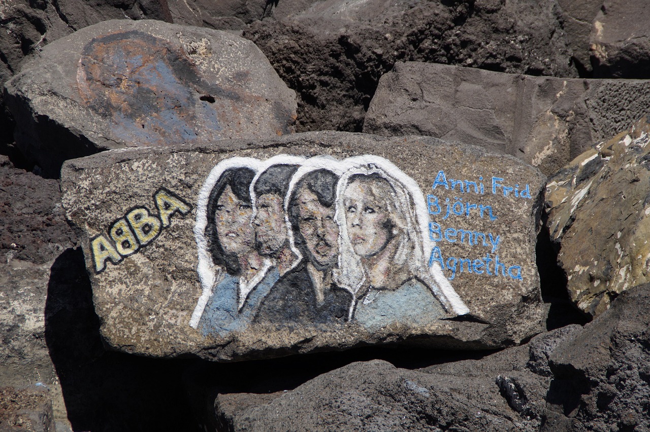 ABBA: Image by M W from Pixabay