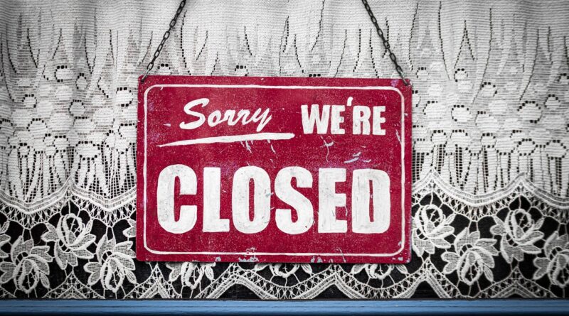 business, small business, closed: Image by Tobias Heine from Pixabay