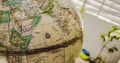 globe, map, middle east, Elam, Persia, Iran: Image by Jossué Trejo from Pixabay