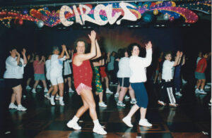 Lisa Salkov Exercising with Richard Simmons (courtesy Carnival Cruise Line)