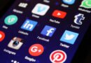 social media: Image by Pixelkult from Pixabay