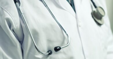 How to Start a Healthcare Career Without Spending Years in School How to Start a Healthcare Career Without Spending Years in School