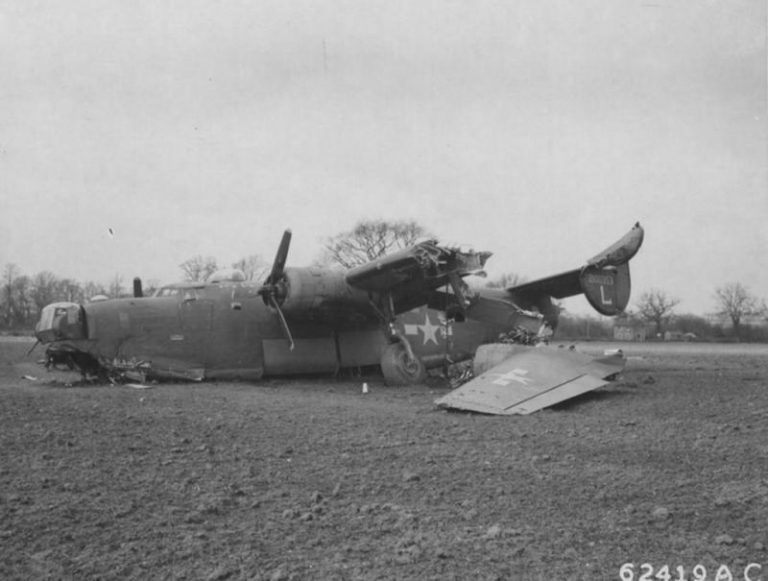 B-24 445th Bomb Group - Baltimore Post-Examiner