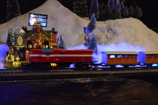 Baltimore City Fire Department Station 45 Train Garden 2017. (credit Anthony C. Hayes)