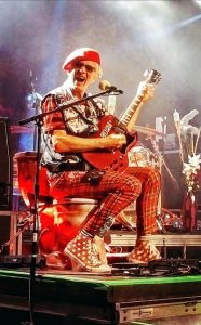 The Damned: Captain Sensible (credit Andrea Beck)