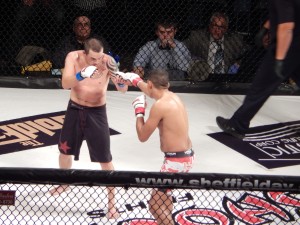 Ratioender Melo, left,  defeated Mike Young at Shogun Fights XI. (Jon Gallo)
