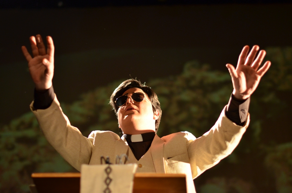 Lance Bankerd as Rev. Jim Jones in Thank You, Dad at Baltimore Theatre Project. (courtesy)