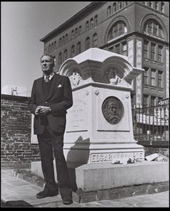 Vincent Price at Poe's grave. (courtesy Jeff Jerome)