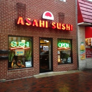 Asahi Sushi on South Broadway, on a rainy autumn Tuesday (Lauren Molander)